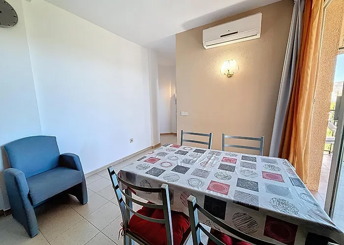 Mediterrani Apartament Roses
