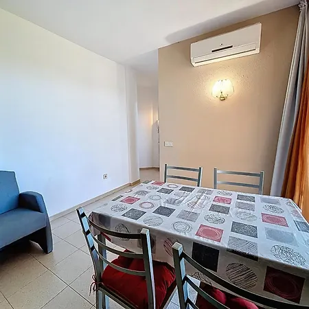 Mediterrani Apartment Roses
